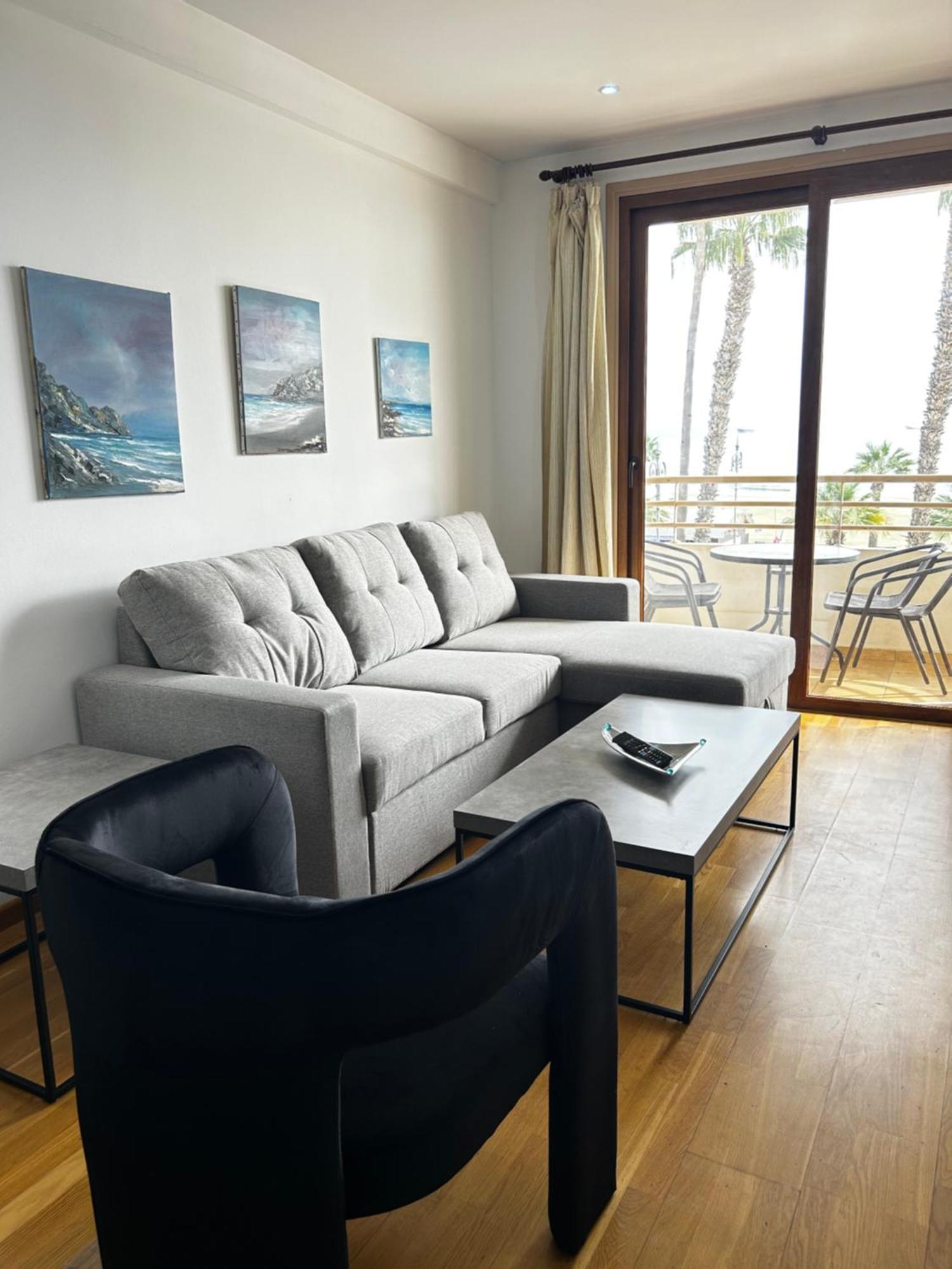 Ithaki Phinikoudes Apartment No. 102 Larnaca Exterior photo